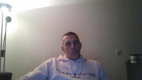 nederland77 online show from December 7, 5:54 am