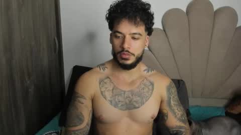 Nei turn green online show from March 14, 1:53 am