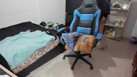 Geek Nicole    im Neeko UwU online show from December 5, 2:37 pm