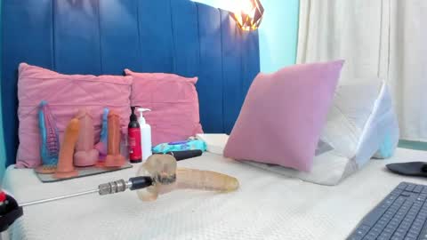 neferet_opal online show from May 24, 2:08 am