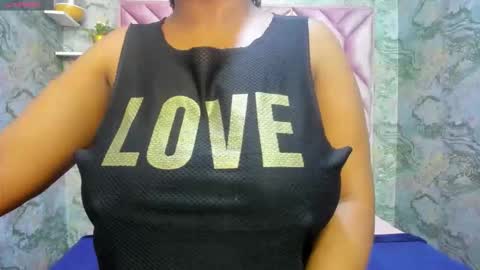 Nefer  online show from November 5, 5:42 am