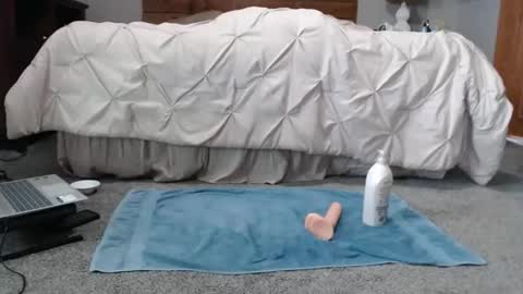 NEIGHBORGUY4U online show from April 3, 5:09 pm