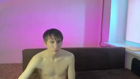 Alex online show from April 3, 6:42 am