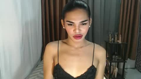 neomi online show from March 2, 2:57 pm