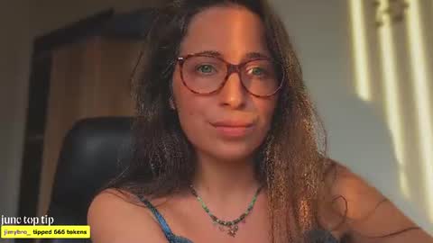 Riley online show from June 15, 10:51 am