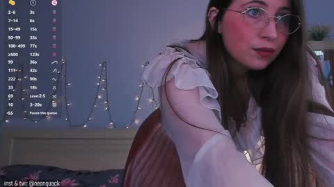 Riley online show from December 8, 11:46 am