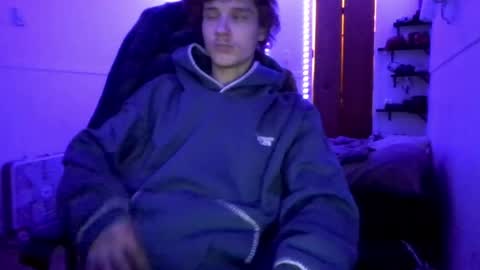 nephew_p online show from May 19, 1:34 am