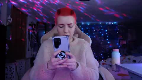 Snapshot of nerdy_squirty chatting on February 17, 6:31 am NerdySquirty online show from February 17, 6:31 am