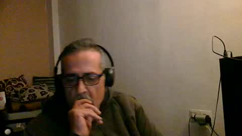 neron401 online show from December 19, 5:47 am