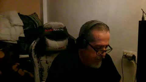 neron401 online show from April 2, 11:11 pm