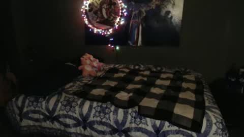 Nettie D Monroe online show from November 9, 3:21 am