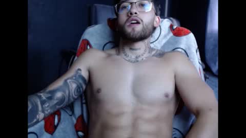 neuttron online show from February 10, 10:13 pm