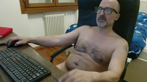 simi online show from March 24, 8:04 pm