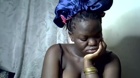 ryena and pam online show from December 23, 5:17 am