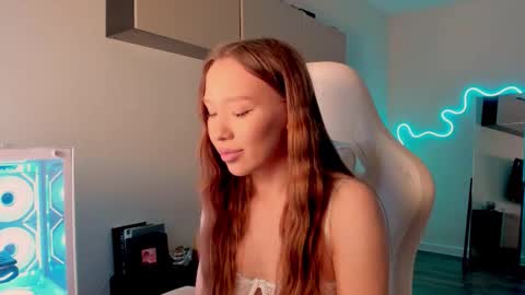 Mina online show from March 24, 7:36 am