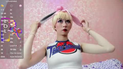 Snapshot of nezuko_mitsuri chatting on October 27, 5:24 pm NEZUKO MITSURI online show from October 27, 5:24 pm