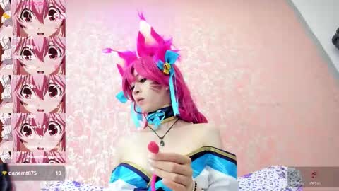 Snapshot of nezuko_mitsuri chatting on October 17, 6:01 pm NEZUKO MITSURI online show from October 17, 6:01 pm