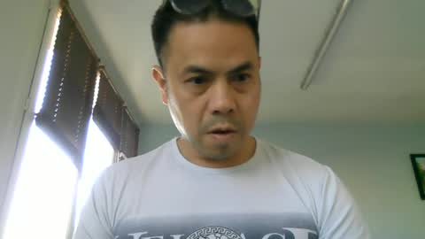 nguyen7788789 online show from June 14, 6:37 am