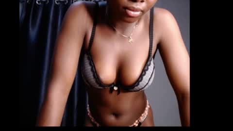 Niababy5 online show from April 2, 10:49 pm