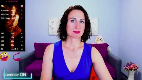 niasmithh online show from October 1, 12:26 pm