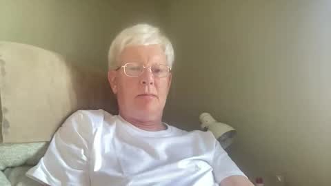 nice2meet2 online show from May 10, 5:52 pm