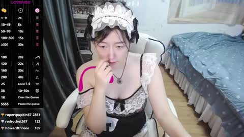 Belle online show from March 6, 1:37 am