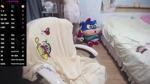 Belle online show from September 24, 2:57 pm