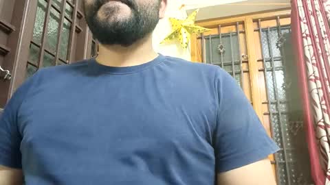 Robin online show from March 23, 6:13 pm