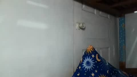 Snapshot of niceasianpussy chatting on October 22, 2:04 am niceasianpussy online show from October 22, 2:04 am
