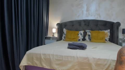 Sophie online show from November 25, 8:35 am