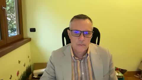 Snapshot of niceshy_71 chatting on October 17, 4:11 pm Andrew online show from October 17, 4:11 pm