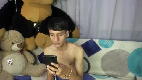 Nick online show from February 17, 4:39 pm