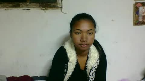 nickiqqyuu online show from June 25, 1:02 am