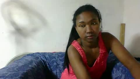 nickiqqyuu online show from July 2, 5:56 am