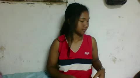 nickiqqyuu online show from August 3, 12:01 am