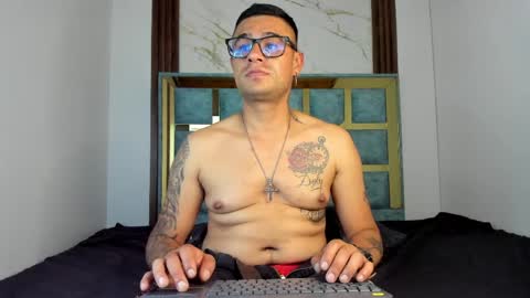 nickk_jonson online show from March 31, 4:18 pm