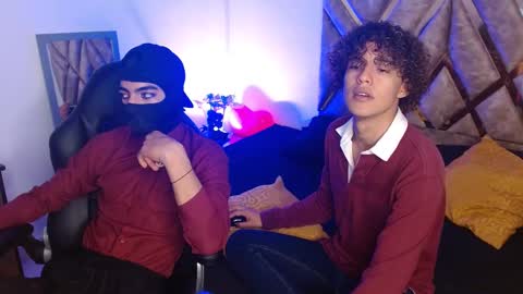 Snapshot of nickolas_moon chatting on February 22, 6:52 pm Nickolas Muoz online show from February 22, 6:52 pm