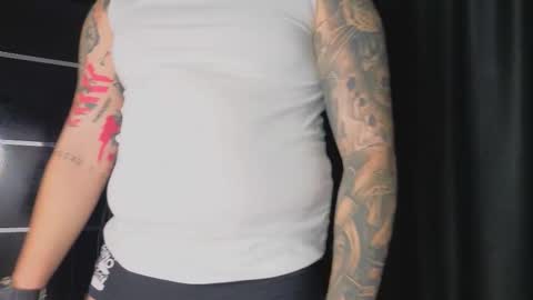 nicktattoomaster online show from December 22, 12:12 pm