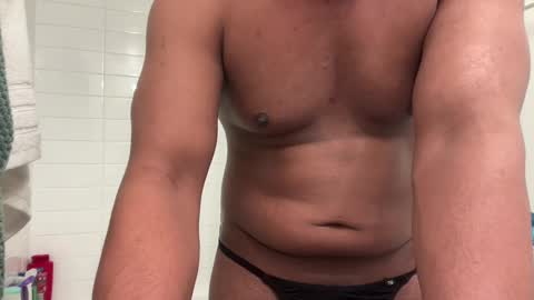 nickw247054 online show from March 3, 4:36 am