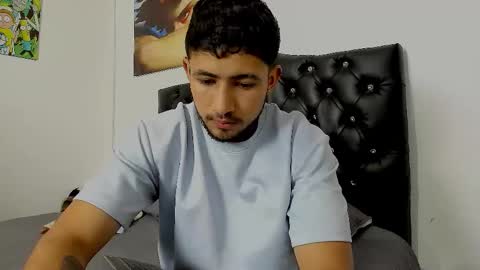 nicky online show from November 15, 6:31 pm