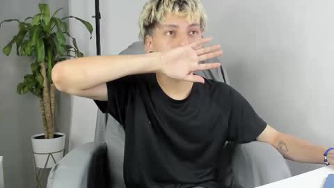 Nico  online show from October 27, 2:39 pm