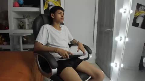 NICO online show from March 29, 8:21 pm