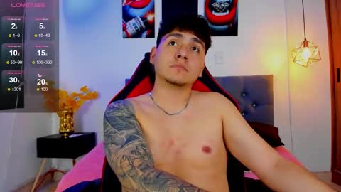 nicolas_james_sc online show from November 27, 5:31 pm