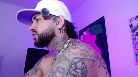 nicolas online show from May 14, 4:43 am