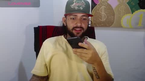 Snapshot of nicolas_torres99 chatting on February 10, 12:08 am nicolas online show from February 10, 12:08 am