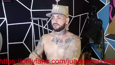 Snapshot of nicolas_torres99 chatting on September 30, 2:55 am nicolas online show from September 30, 2:55 am