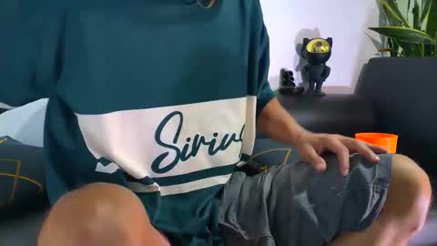 Nicolas online show from November 11, 8:11 pm