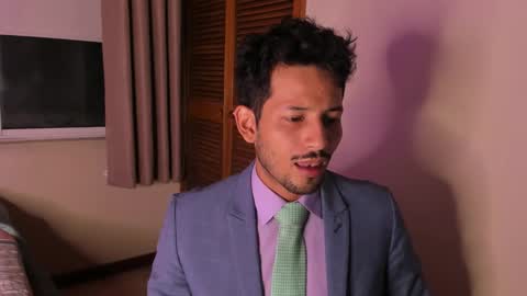 nicolasrodrii online show from February 15, 11:47 pm