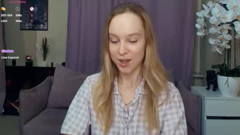 Nicoletta online show from March 4, 7:22 pm