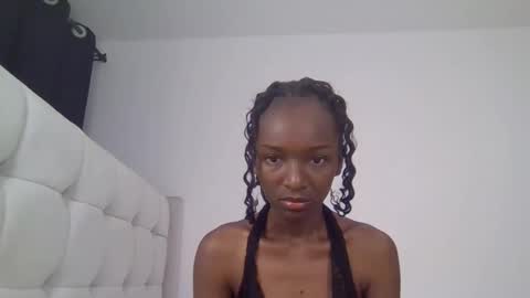 nicole161117 online show from January 12, 12:06 am